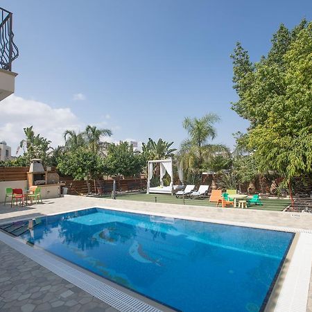 Artemisia Villa بروتاراس المظهر الخارجي الصورة