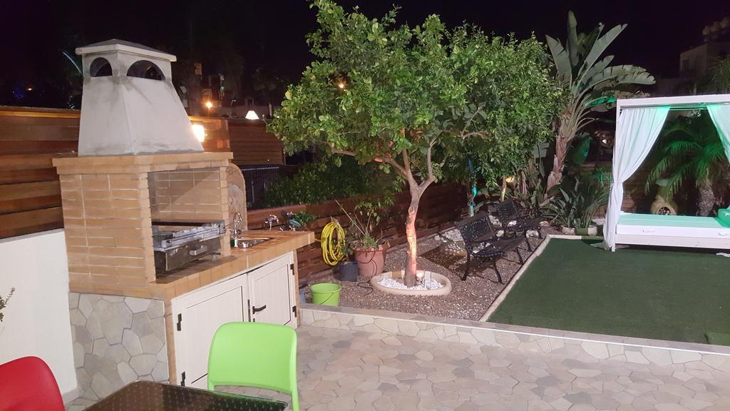 Artemisia Villa بروتاراس المظهر الخارجي الصورة