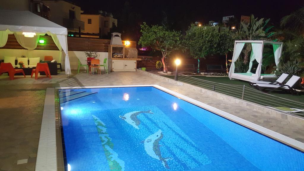 Artemisia Villa بروتاراس المظهر الخارجي الصورة