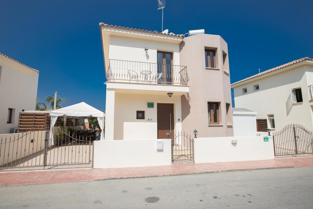 Artemisia Villa بروتاراس المظهر الخارجي الصورة