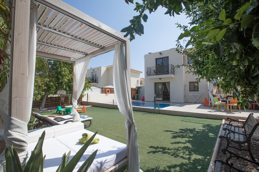 Artemisia Villa بروتاراس المظهر الخارجي الصورة