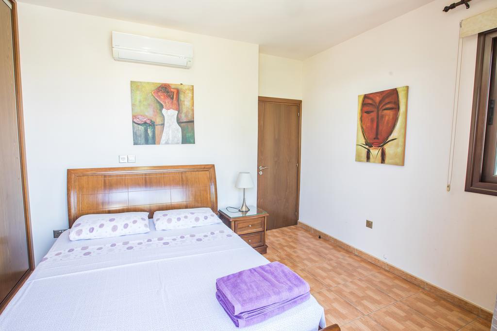 Artemisia Villa بروتاراس المظهر الخارجي الصورة
