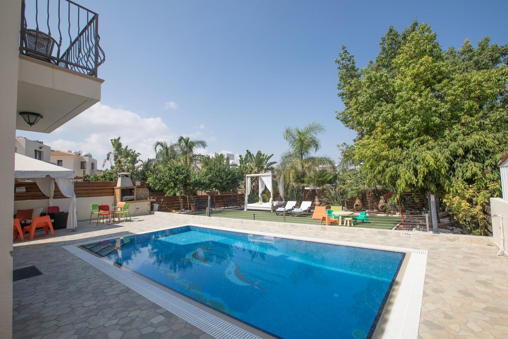 Artemisia Villa بروتاراس المظهر الخارجي الصورة