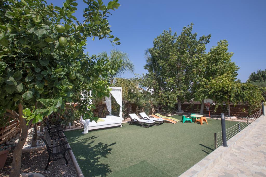 Artemisia Villa بروتاراس المظهر الخارجي الصورة